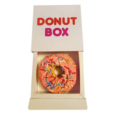 Donut Box by Gustavo Raley 