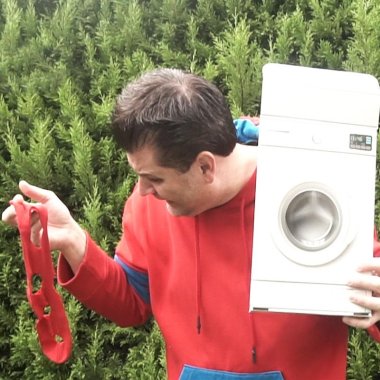 Crazy Washing Machine by George Iglesias and Twister Magic